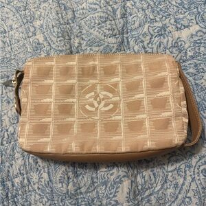 Authentic Chanel Pouch Cosmetic Pouch Women's New Travel Line Beige